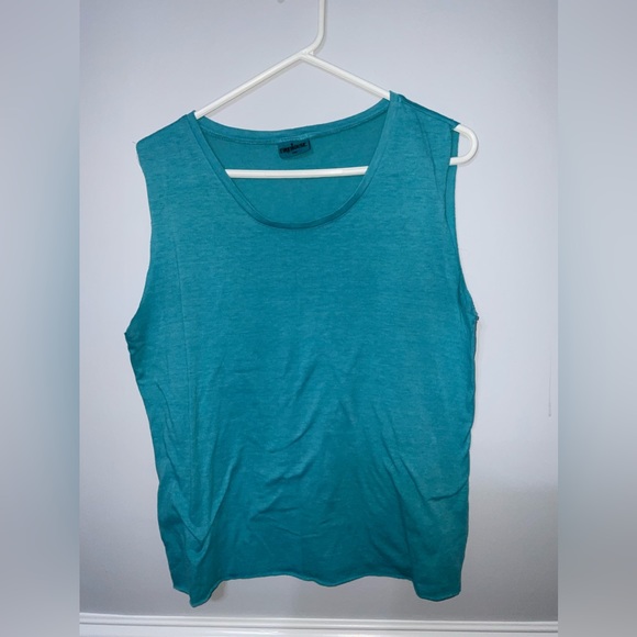 Muscle Tee Tank Top Bundle - Picture 2 of 7